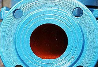 Flange outlet